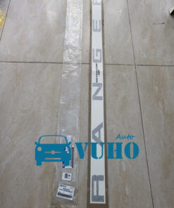 CHỮ RANGER DÁN Ở THÙNG SAU XE FORD RANGER