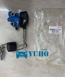 CHIA DẦU PHANH TOYOTA INNOVA