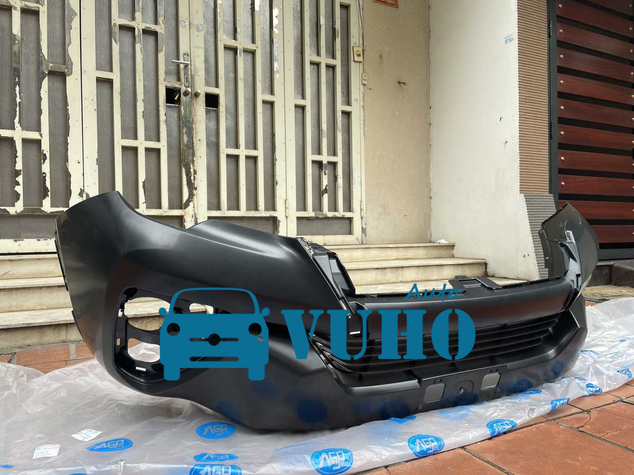 CẢN TRƯỚC TOYOTA FORTUNER 2018 1 CẢN TRƯỚC TOYOTA FORTUNER 2018
