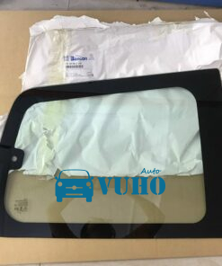 KÍNH HÔNG XE MITSUBISHI PAJERO 2004