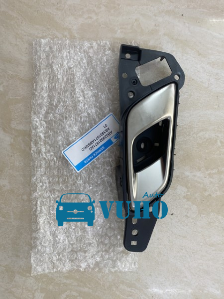 Tay mở cửa trong xe Ford Ranger 2015 | AB3921971ABSMSR 11 Tay mở cửa trong xe Ford Ranger 2015 | AB3921971ABSMSR
