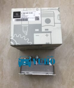 Alternative view of Két làm mát dầu hộp số Mercedes E450 2020 | 0995001900