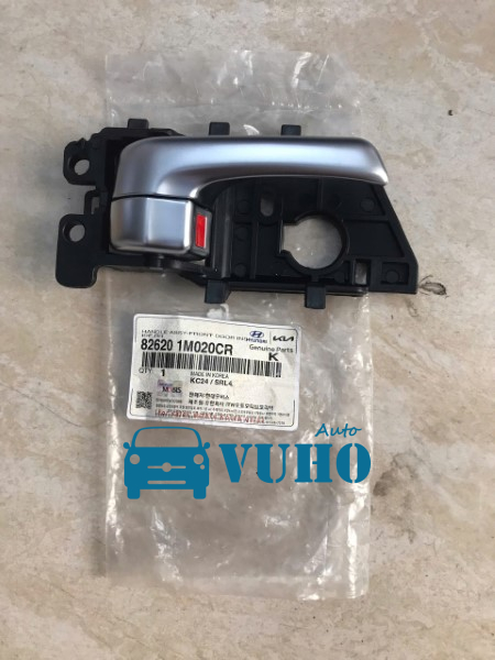 Tay mở cửa trong xe KIA CERATO 2013 | 826201M020CR 8 Tay mở cửa trong xe KIA CERATO 2013 | 826201M020CR
