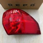 đèn hậu toyota sienna 3.5l 2007 | 81560ae020