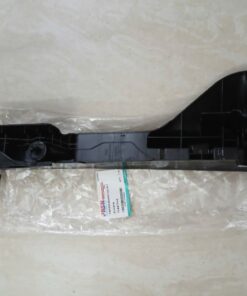 Alternative view of BÁT CÀI CẢN TRƯỚC XE TOYOTA HIACE 2008 | 52115-26120