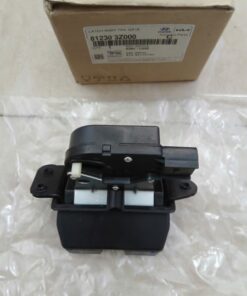 Alternative view of Ổ NGẬM CỐP SAU XE KIA SORENTO 2017 | 81230-3Z000