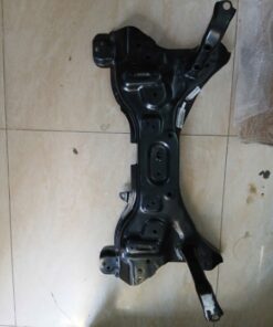 bệ đỡ máy xe nissan sunny at | 544011hm0a