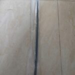 nẹp chân kính trước phụ xe suzuki xl7 2019 | 8382173r00000
