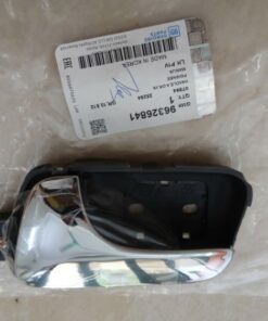 tay mở cửa daewoo magnus 2003 | 96326841