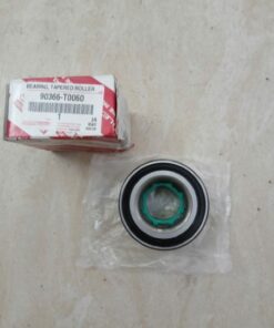 Alternative view of BI MOAY Ơ SAU XE TOYOTA HILUX 2016 | 90366T0060