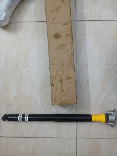 GIẢM XÓC SAU XE MAZDA 3 2012 | BEK628910C 10 GIẢM XÓC SAU XE MAZDA 3 2012 | BEK628910C